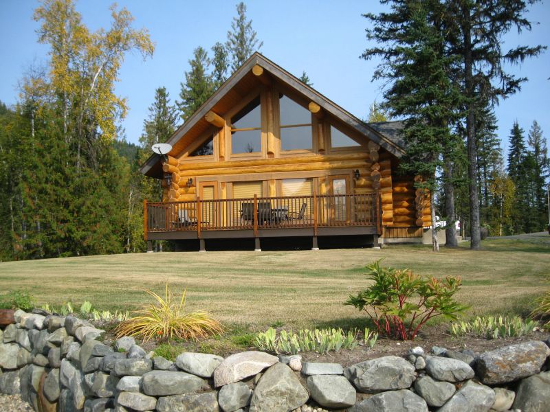 Log Cabin Size and Layout